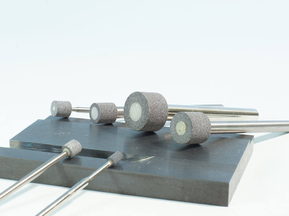 Vitrified CBN Internal Points